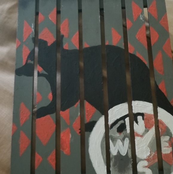 Raccoon's Compass Painting - Picture 1 of 3